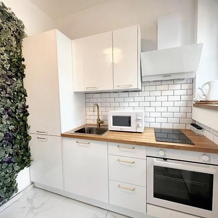 Comfortable Studio In Brussels 35M² Terrace With Bbq ภายนอก รูปภาพ