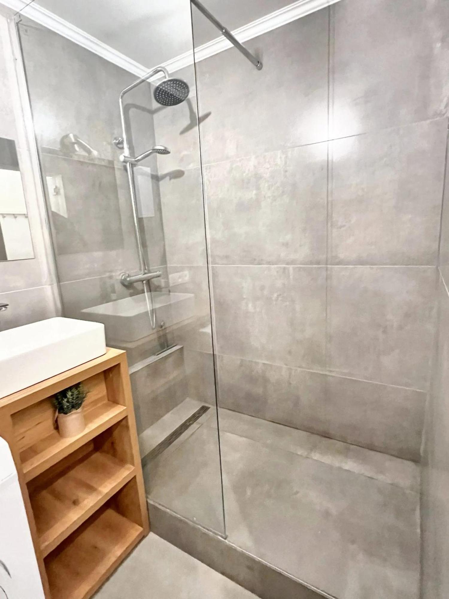 Comfortable Studio In Brussels 35M² Terrace With Bbq ภายนอก รูปภาพ