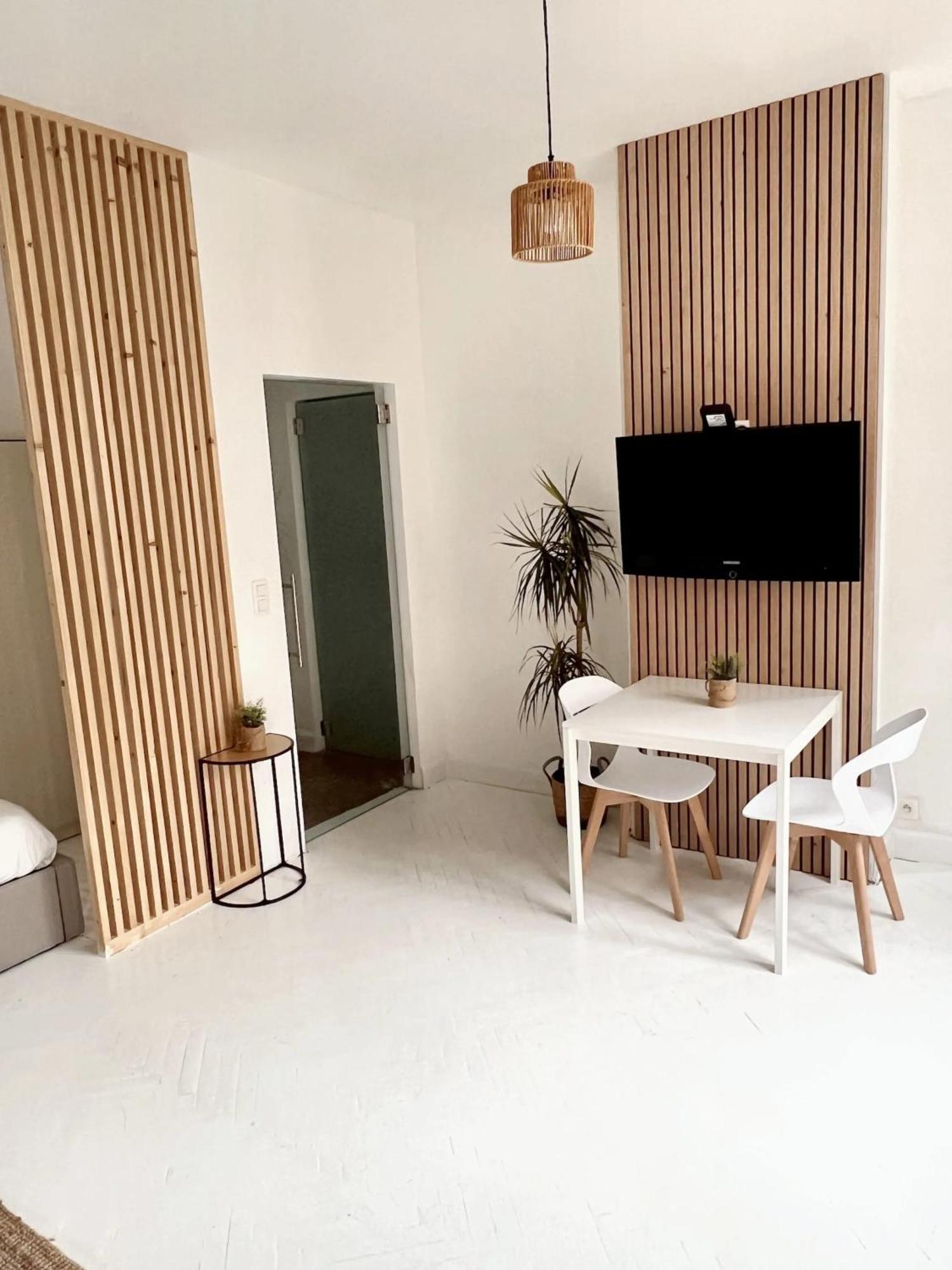 Comfortable Studio In Brussels 35M² Terrace With Bbq ภายนอก รูปภาพ